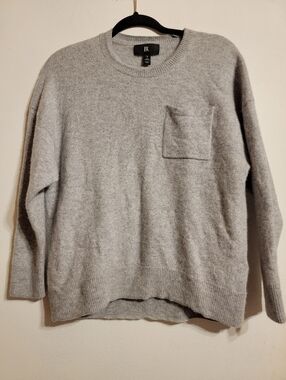 Banana Republic 100% Cashmere Sweater